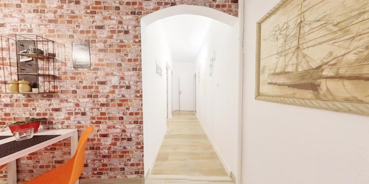 Old Town Comfort Hotel กดัญสก์ ภายนอก รูปภาพ